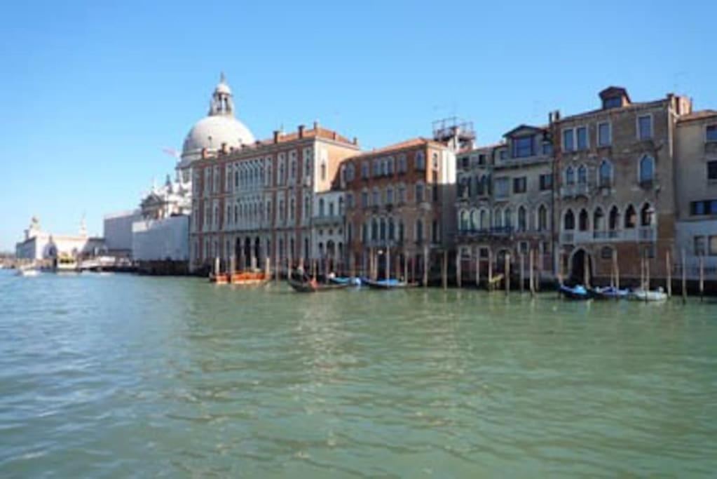 San Marco Charming Apartment With Canal View Venice Luaran gambar